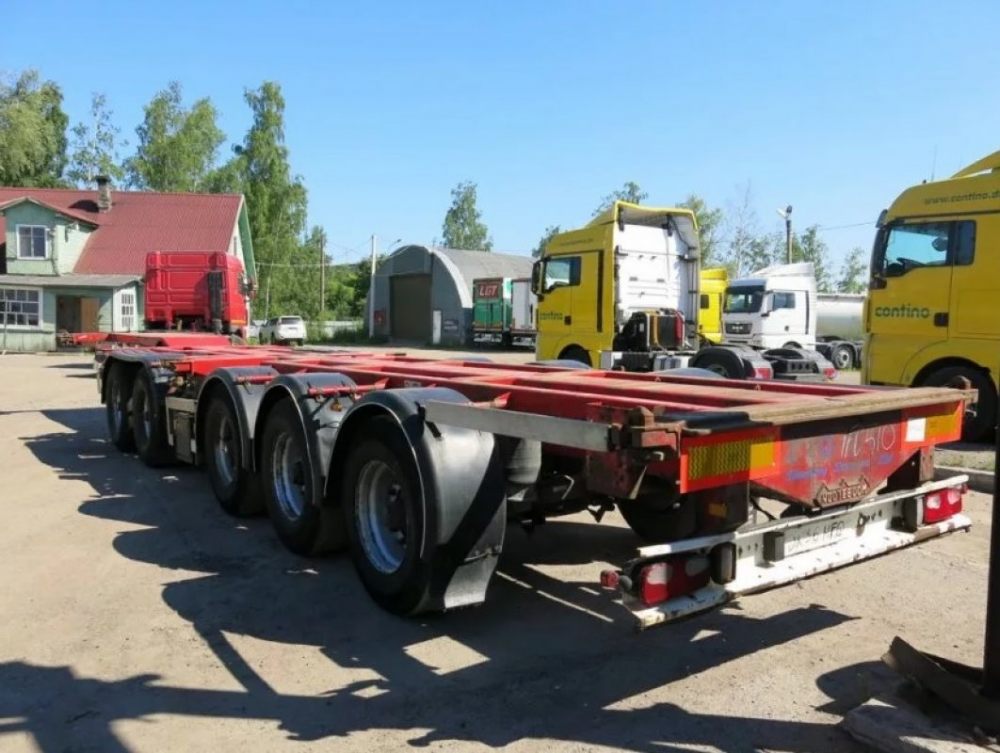 Контейнеровоз Оказываем грузоперевозки контейнеров на полуприцепах взять в аренду, заказать, цены, услуги - Владикавказ