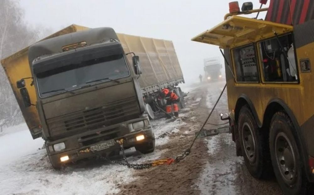 Буксировка техники и транспорта - эвакуация автомобилей стоимость услуг и где заказать - Владикавказ